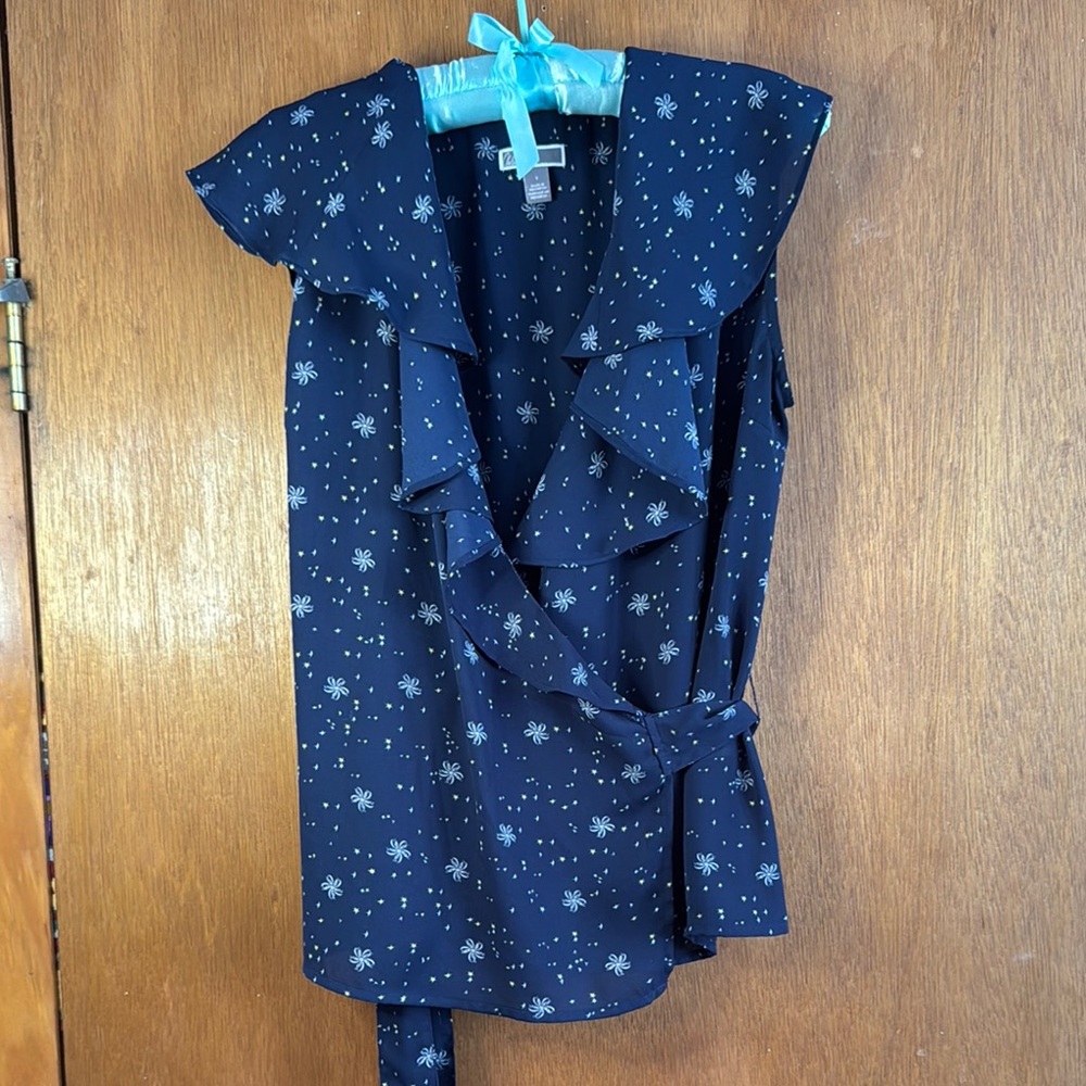 Chelsea28 Midnight Blue Top with Starry Pattern wrap blouse Sz S